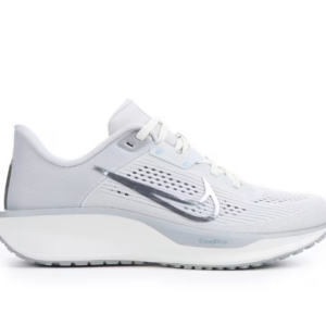 Nike Quest 6 Photon Dust/LT Smoke Grey Womans Size: 9.5
