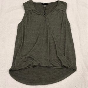 Cable & Gauge Womens Charcoal Sleeveless Textured Top Size M NWT