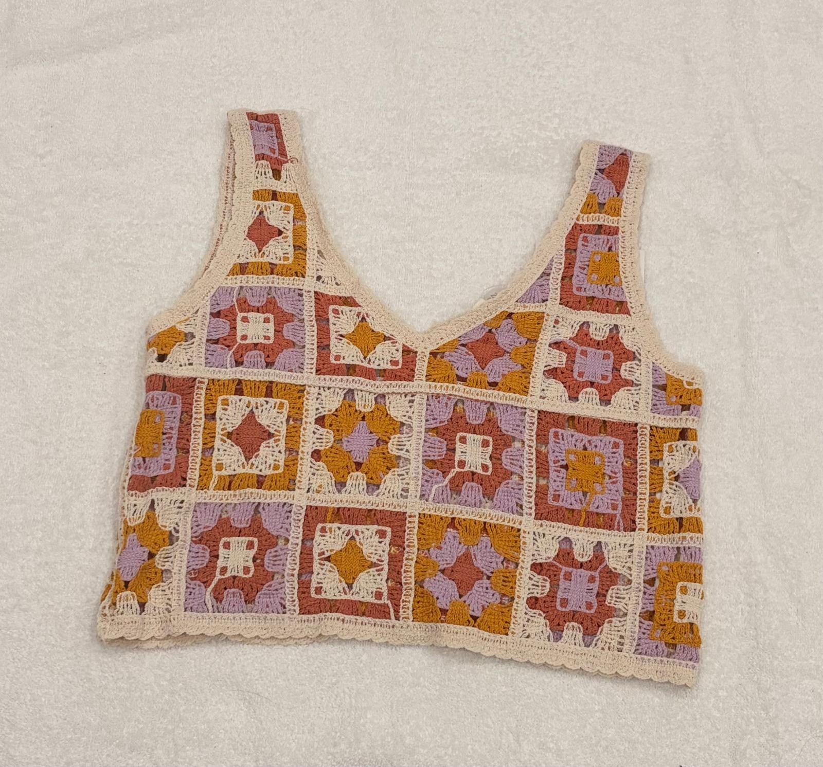 Rebellion Womens Crochet Multicolor Square V-Neck Crop Top Size S NWT - Image 2