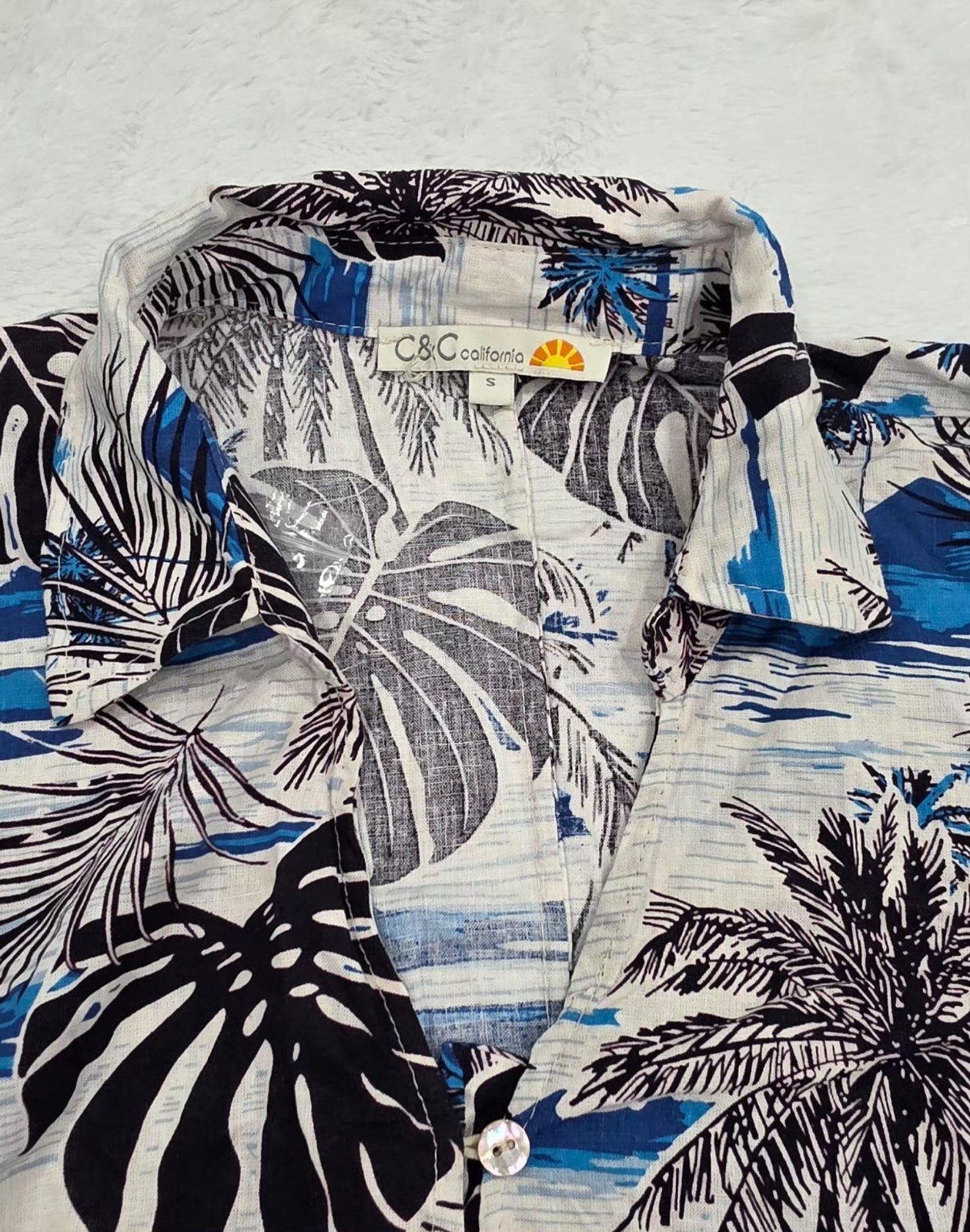 C&C California Womens Tropical Palm Linen Blend Button Up Shirt Size S NWT - Image 3