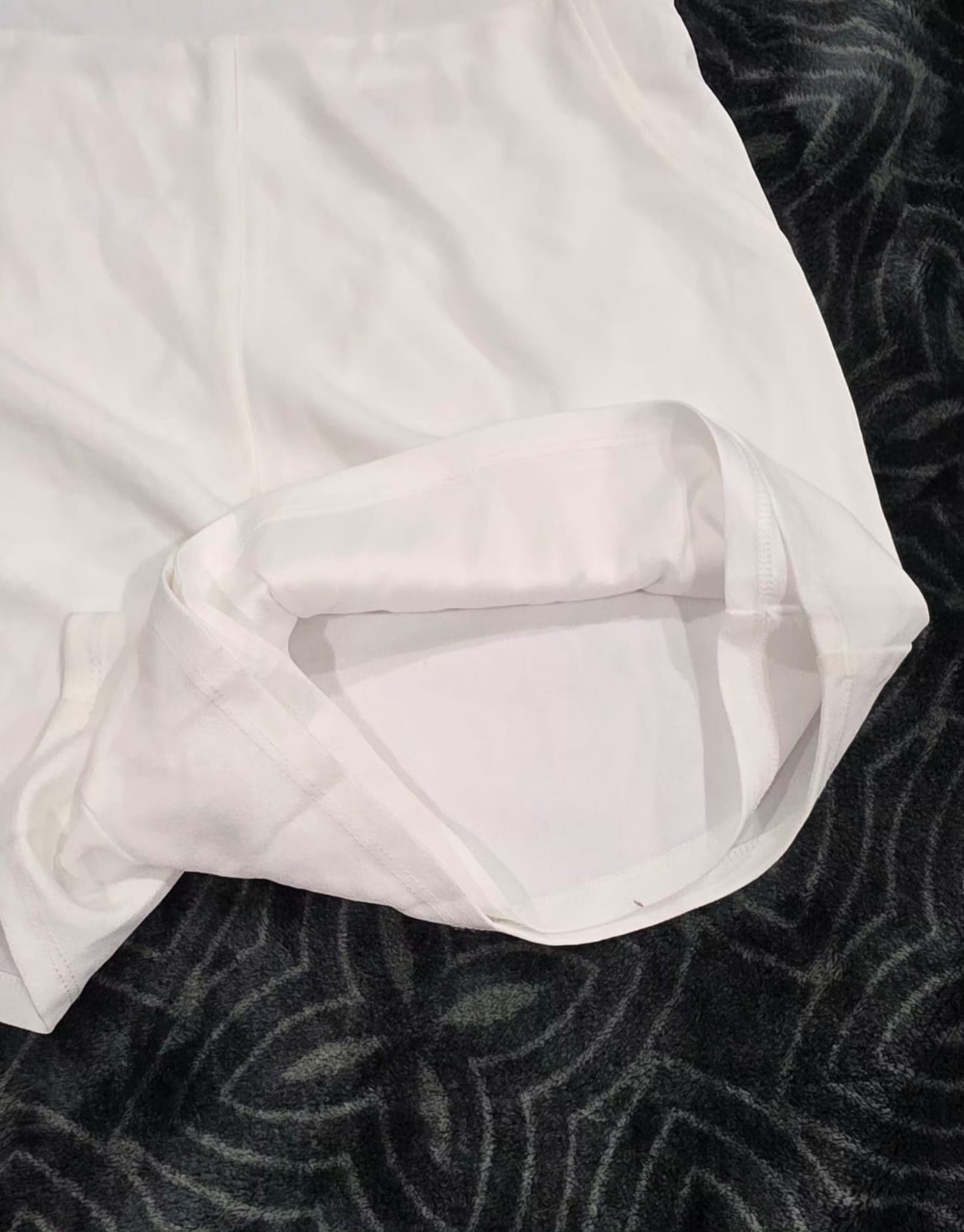 Crystal Sky Womens White Halter Back Cross Strap Sleeveless Romper Size M NWT - Image 4
