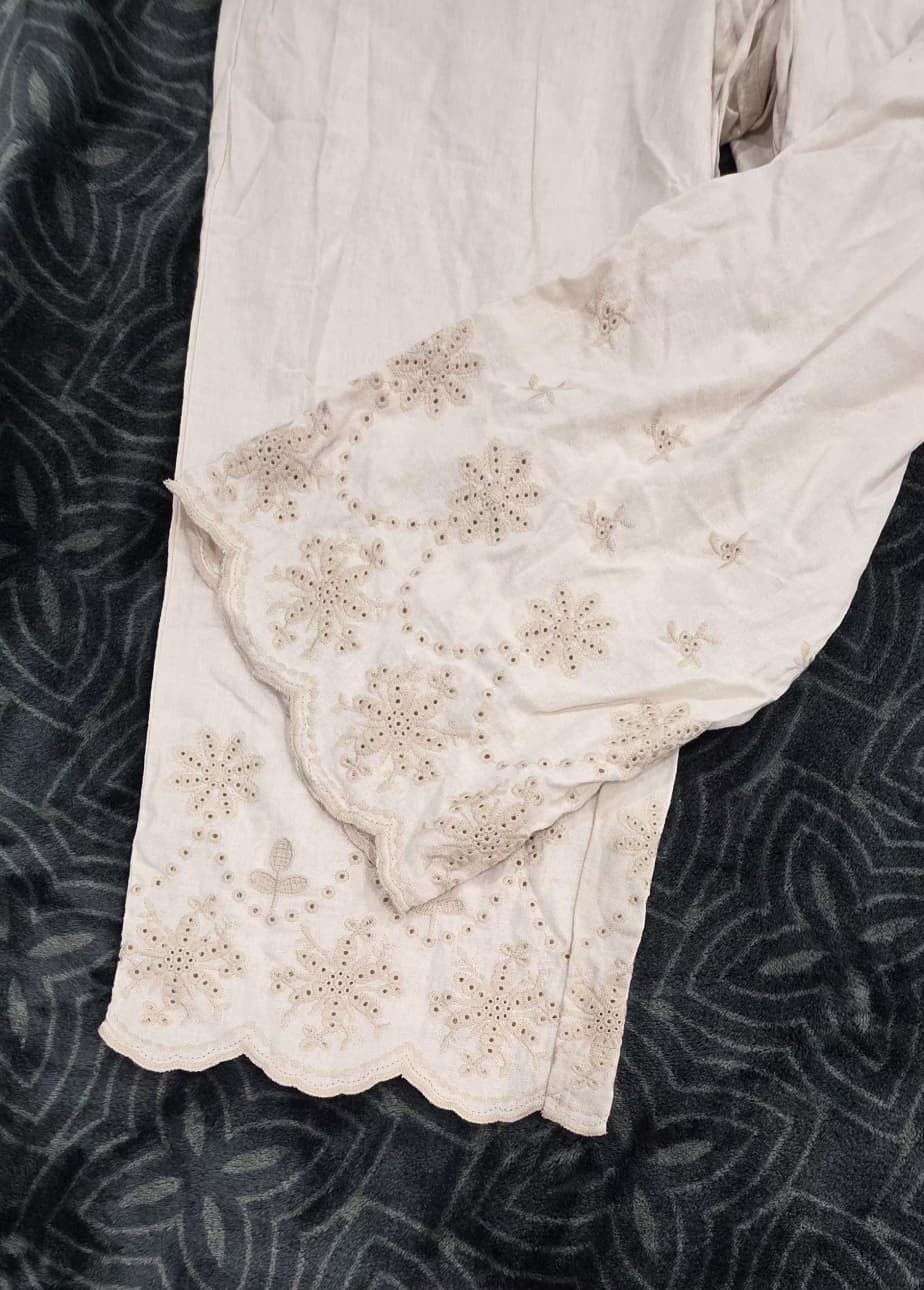 Cynthia Rowley Womens Plus 1X Beige Linen Capri Pants Embroidered Hem NWT - Image 3