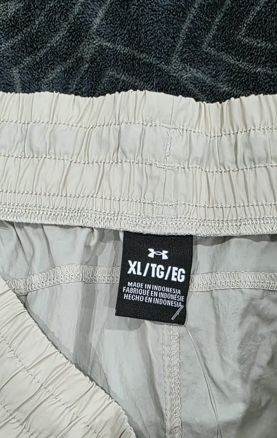 Mens Beige 100% Nylon Athletic Shorts Elastic Waist Mesh Lined Size XL NWT - Image 4